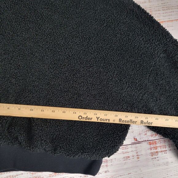 Fabletics Womens S Malia Polar Fleece Crop Top Pullover Sweatshirt BLACK - Picture 3 of 7